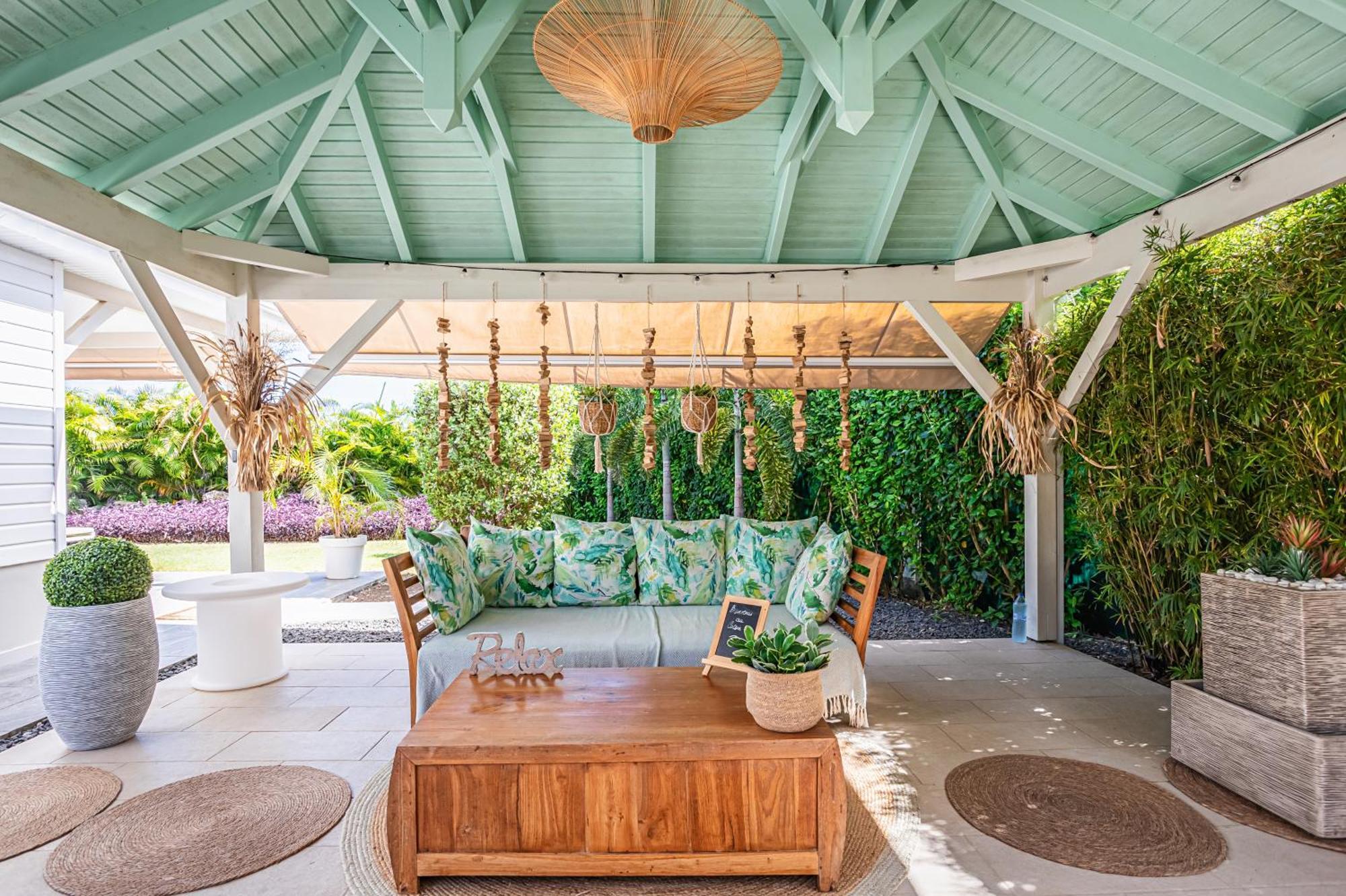 Magnifique Bungalow et Jacuzzi au cœur des plages Le Moule Extérieur photo